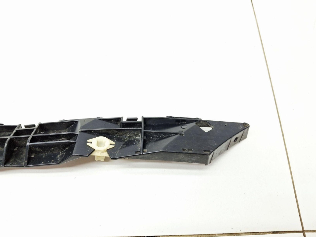 Кронштейн заднего бампера правый, 500 рублей, Пермь