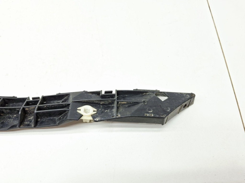 Кронштейн заднего бампера правый, 500 рублей, Пермь