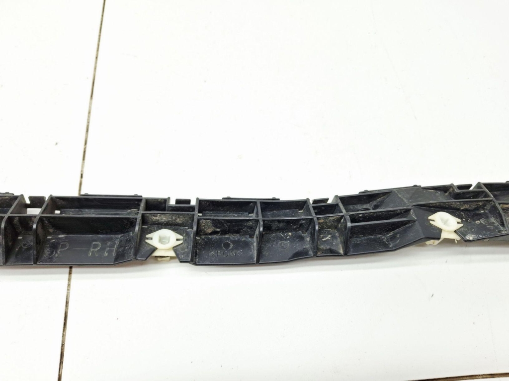 Кронштейн заднего бампера правый, 500 рублей, Пермь