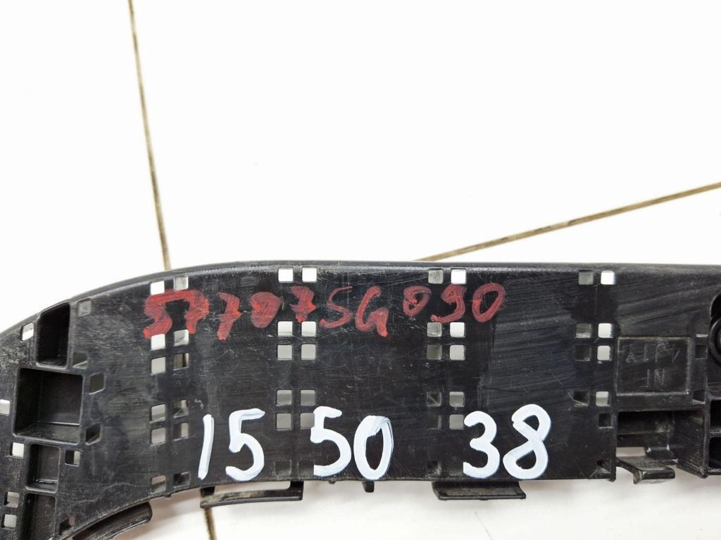 Кронштейн заднего бампера левый, 1000 рублей, Пермь