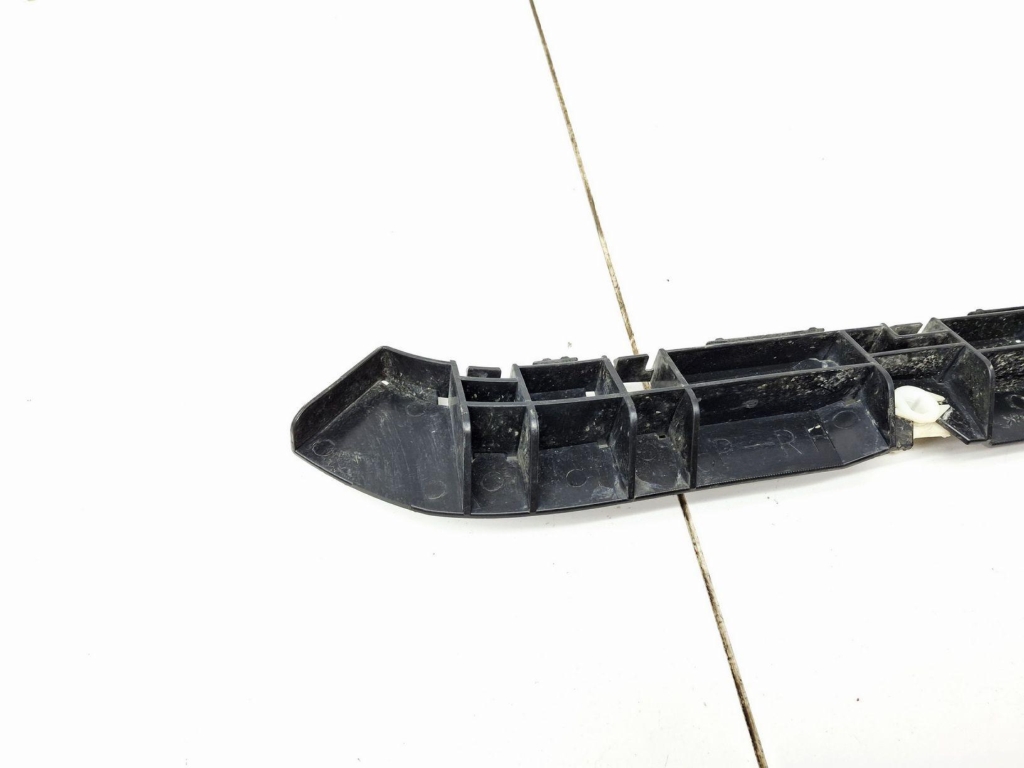 Кронштейн заднего бампера правый, 500 рублей, Пермь