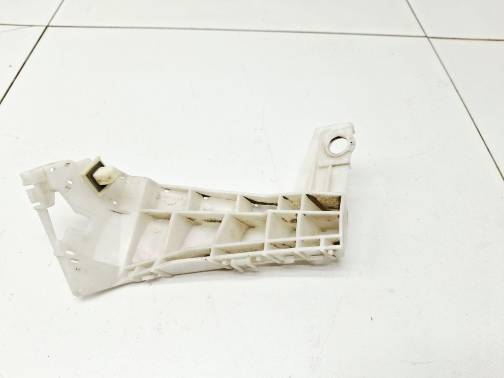 Кронштейн заднего бампера левый, 500 рублей, Пермь