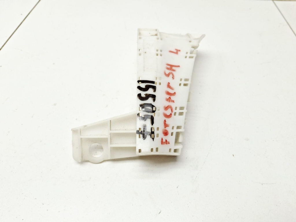 Кронштейн заднего бампера левый, 500 рублей, Пермь