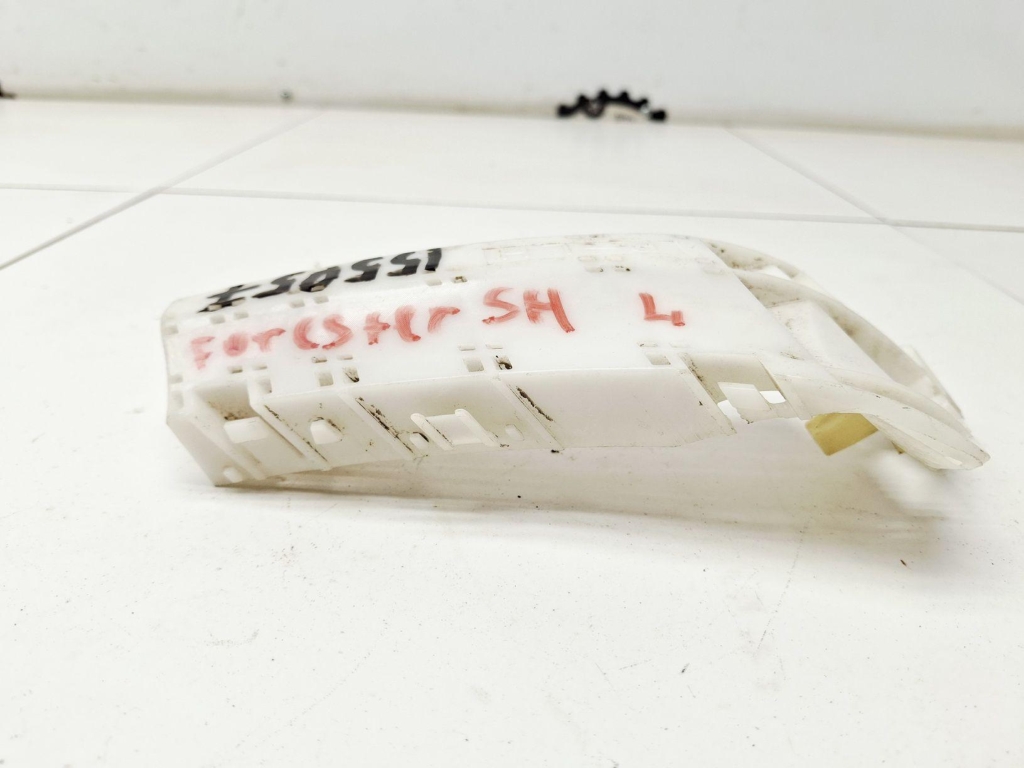 Кронштейн заднего бампера левый, 500 рублей, Пермь