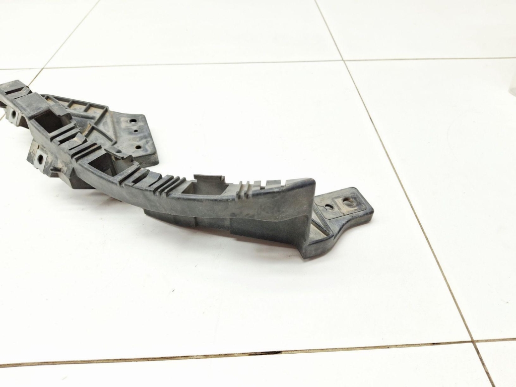 Кронштейн фар правый, 1000 рублей, Пермь