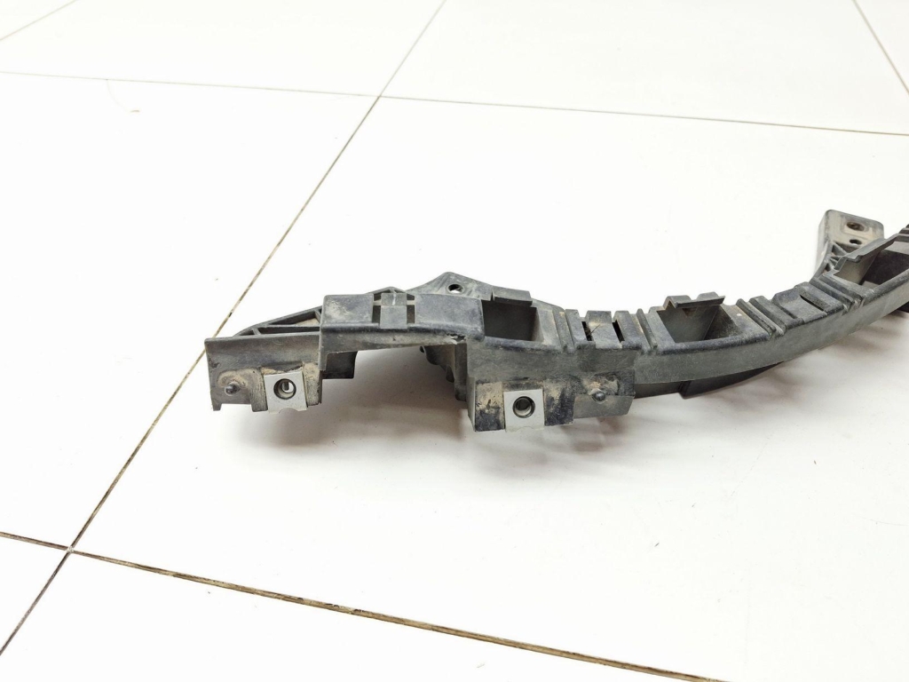 Кронштейн фар правый, 1000 рублей, Пермь