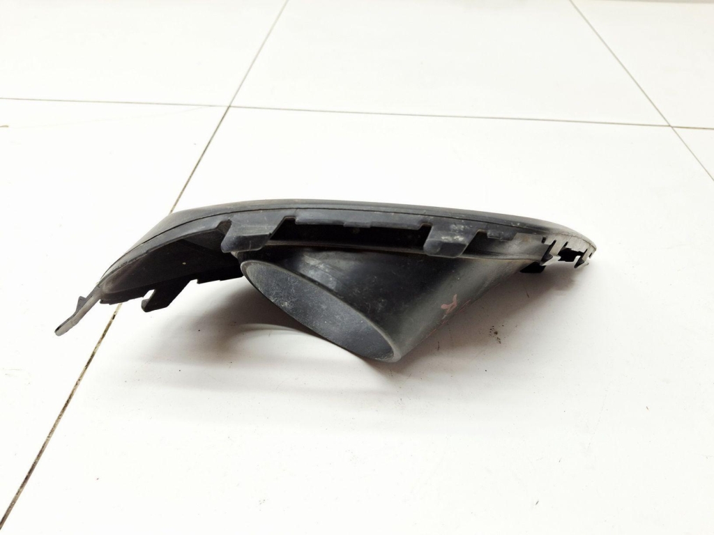 Рамка противотуманой фары правой, 1000 рублей, Пермь