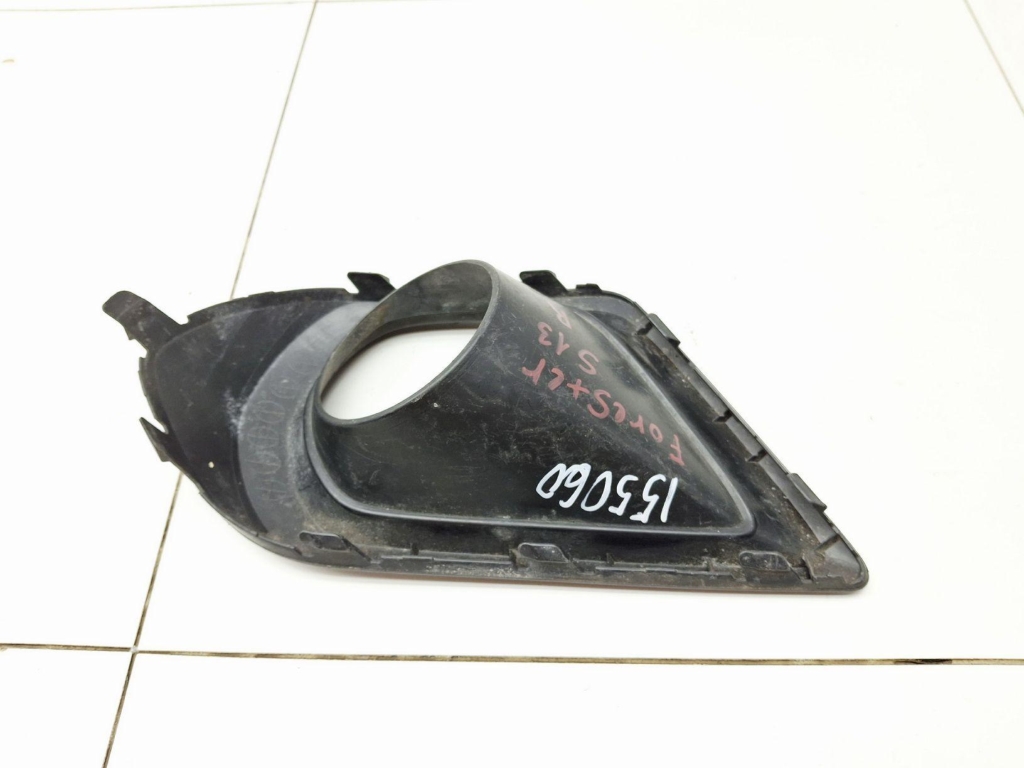 Рамка противотуманой фары правой, 1000 рублей, Пермь