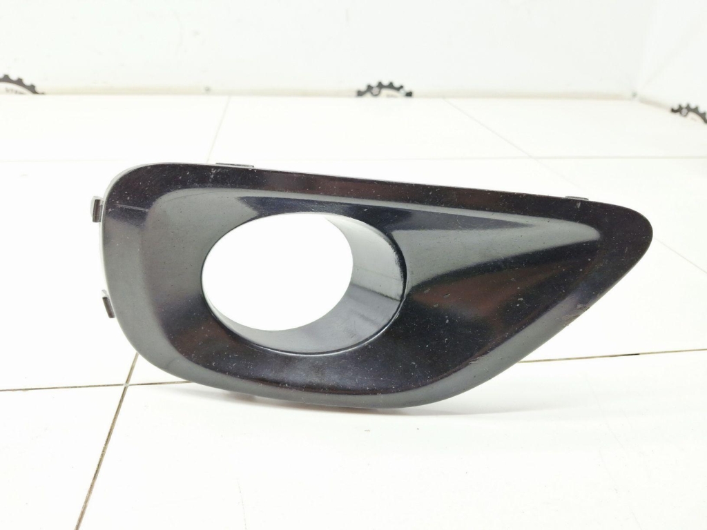 Рамка противотуманой фары правой, 500 рублей, Пермь