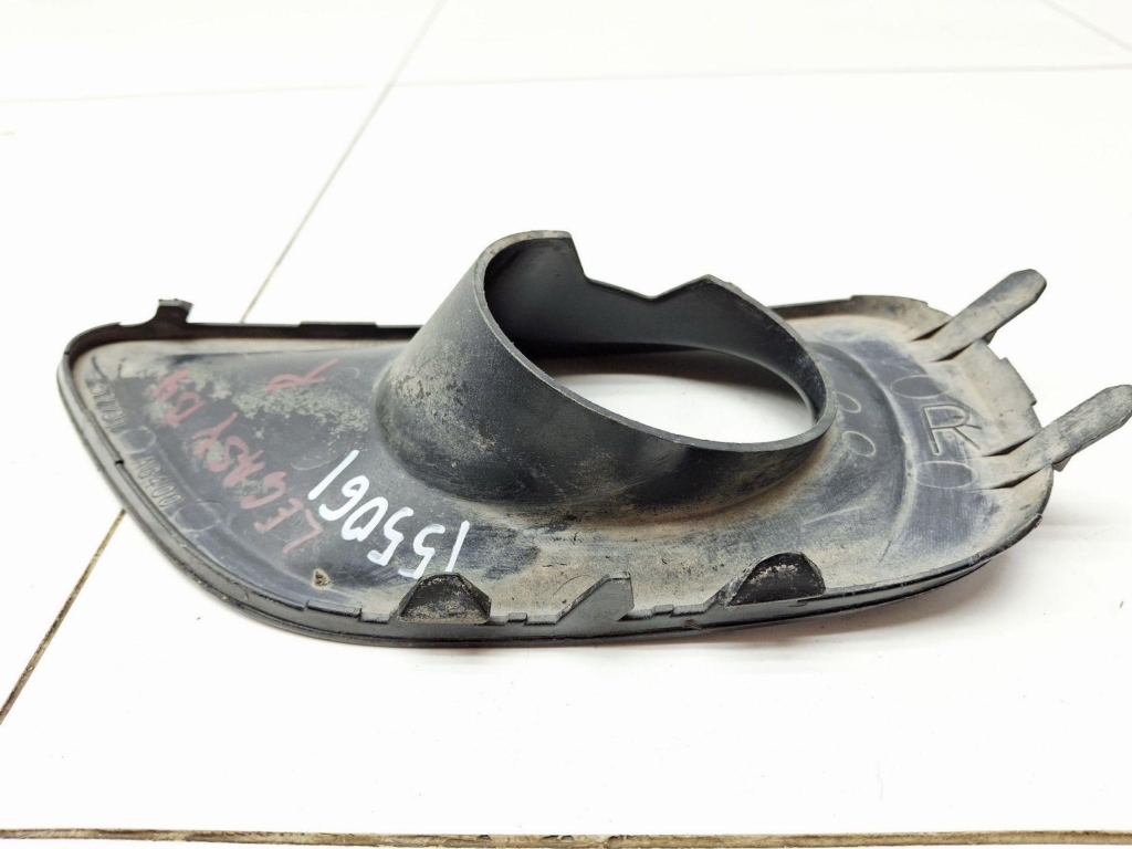 Рамка противотуманой фары правой, 500 рублей, Пермь