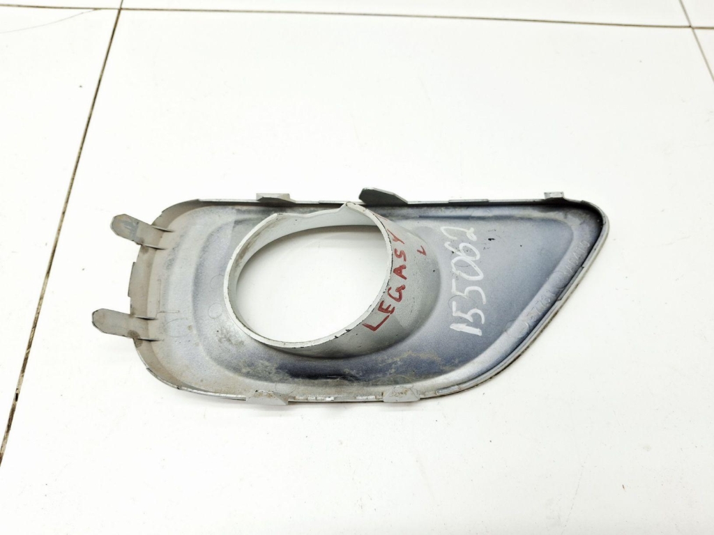 Рамка противотуманой фары левой, 500 рублей, Пермь