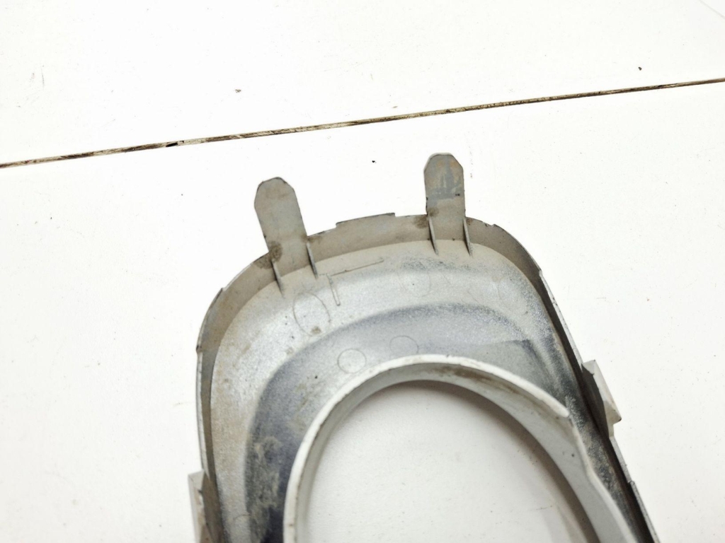 Рамка противотуманой фары левой, 500 рублей, Пермь