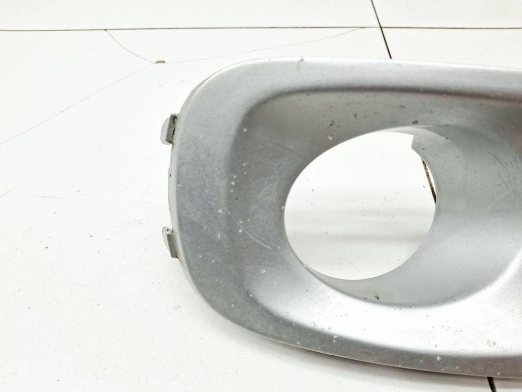 Рамка противотуманой фары правой, 500 рублей, Пермь