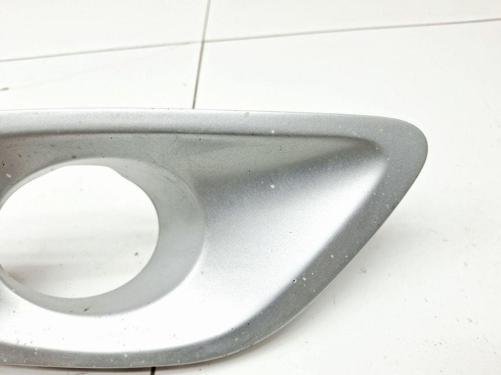 Рамка противотуманой фары правой, 500 рублей, Пермь