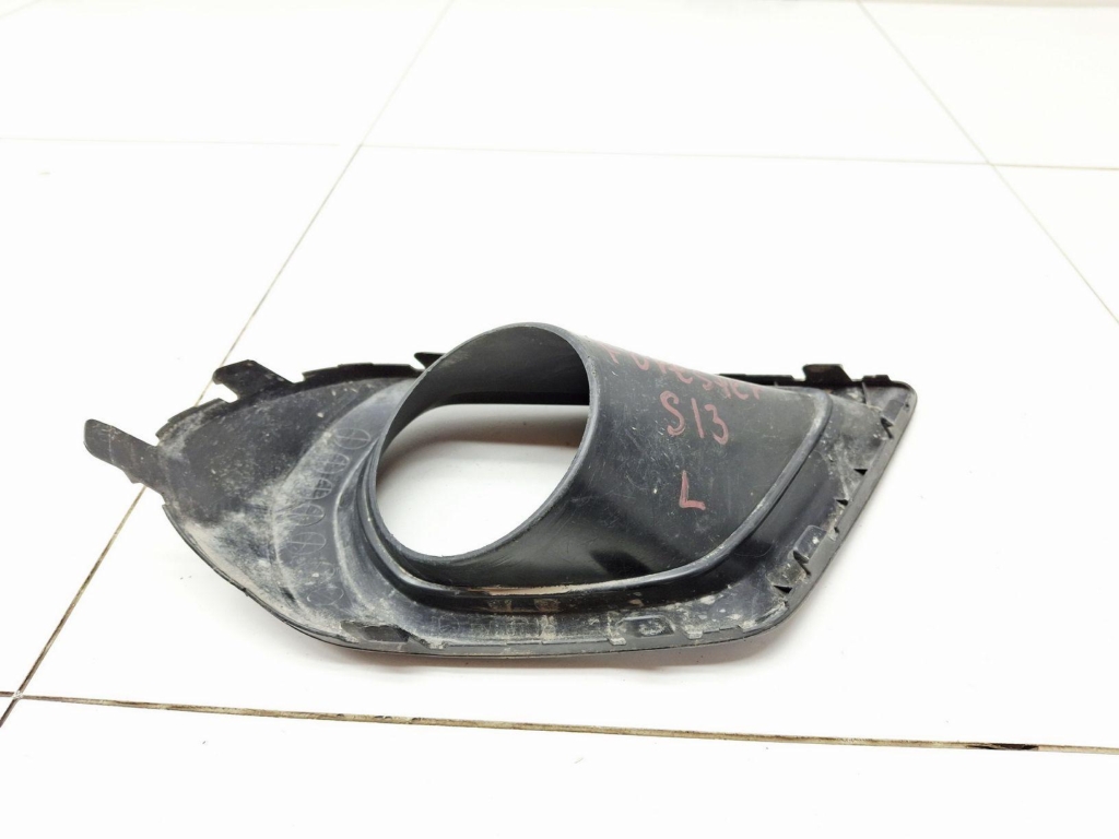 Рамка противотуманой фары левой, 1000 рублей, Пермь