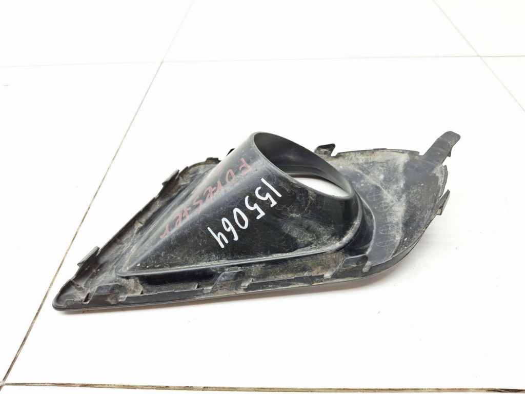 Рамка противотуманой фары левой, 1000 рублей, Пермь