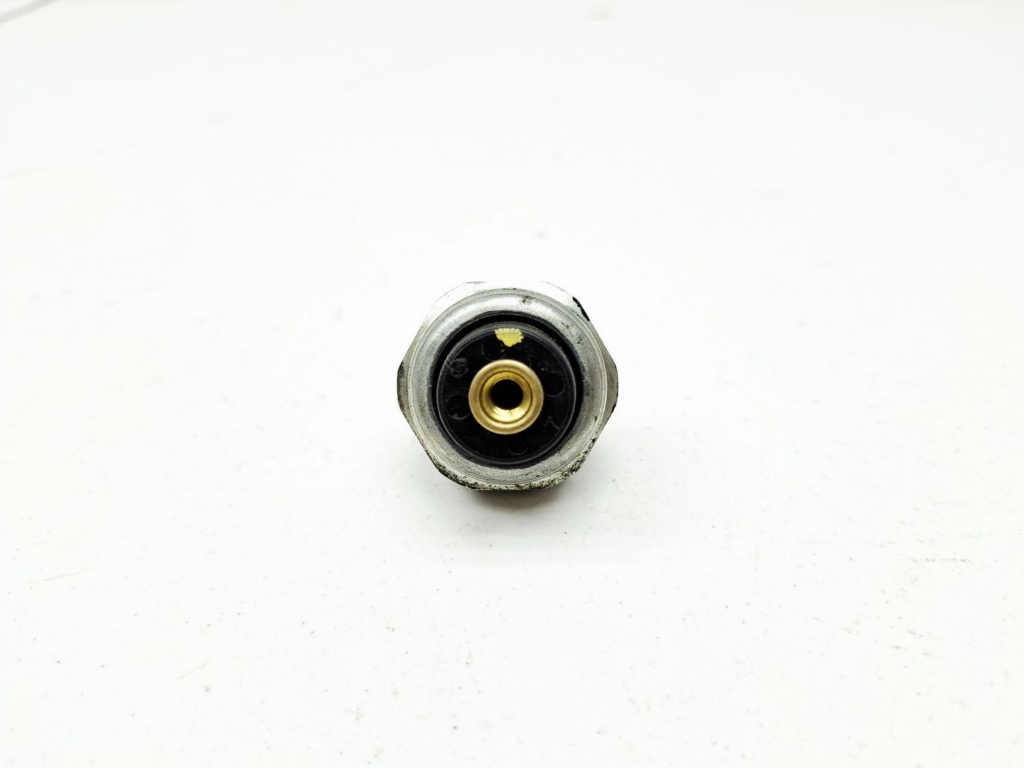 Датчик давления масла, 500 рублей, Пермь