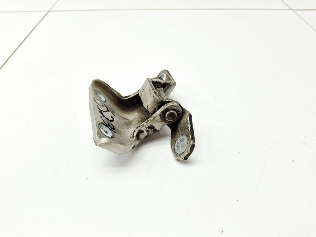 Петля двери задней правой верхняя, 500 рублей, Пермь