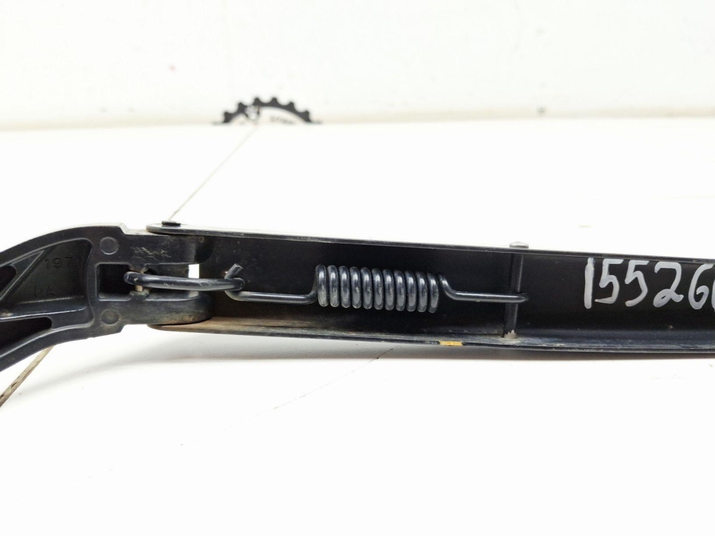 Поводок стеклоочистителя передний правый, 3000 рублей, Пермь