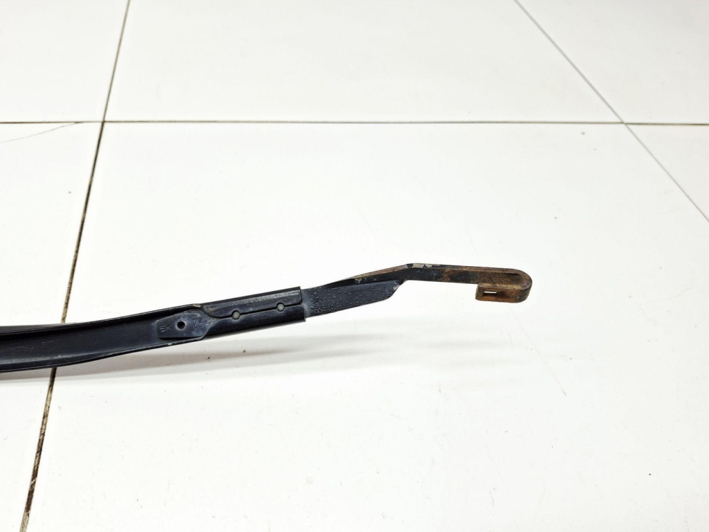 Поводок стеклоочистителя передний правый, 3000 рублей, Пермь