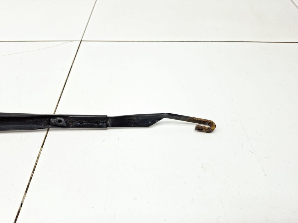 Поводок стеклоочистителя передний левый, 3000 рублей, Пермь