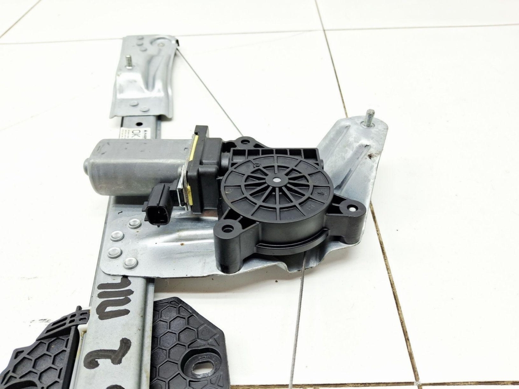 Стеклоподъемник передний левый, 2500 рублей, Пермь