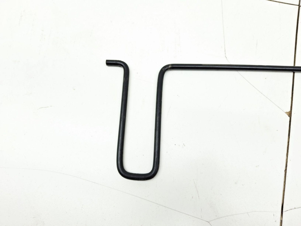 Торсион багажника, 1000 рублей, Пермь