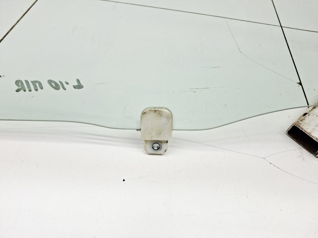 Стекло двери передней правой, 1500 рублей, Пермь