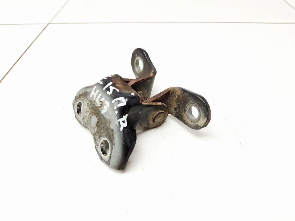 Петля двери передней правой нижняя, 1500 рублей, Пермь