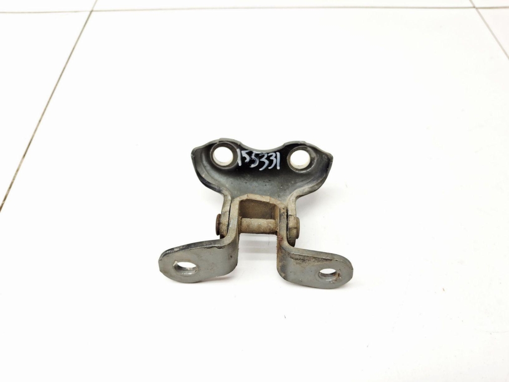 Петля двери передней правой нижняя, 1500 рублей, Пермь