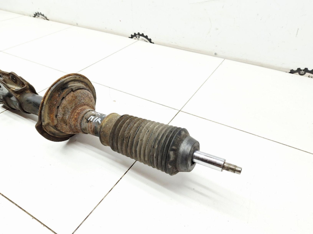 Амортизатор передний правый, 3000 рублей, Пермь