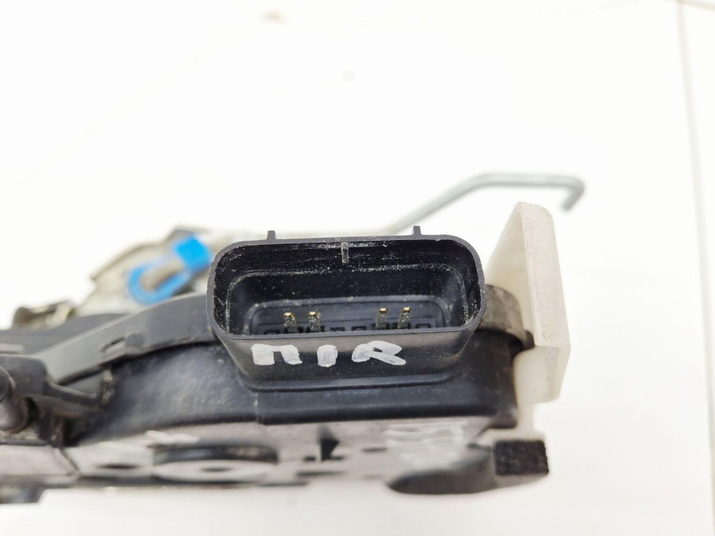 Замок двери передней правой, 7000 рублей, Пермь