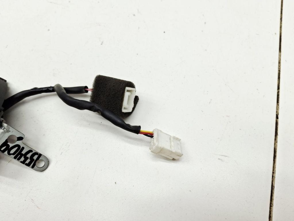 Кнопка управления телефоном, 2000 рублей, Пермь