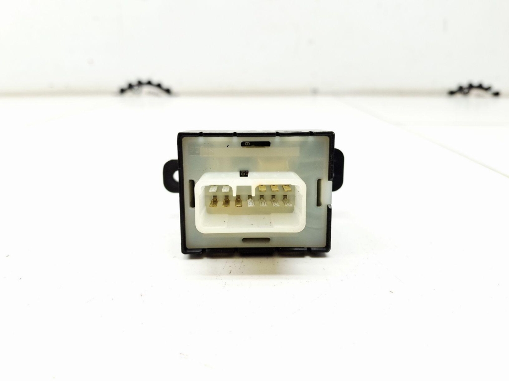 Кнопка обогрева сидений, 3500 рублей, Пермь