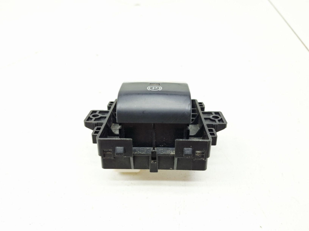 Кнопка фиксатора стояночного тормоза, 3500 рублей, Пермь