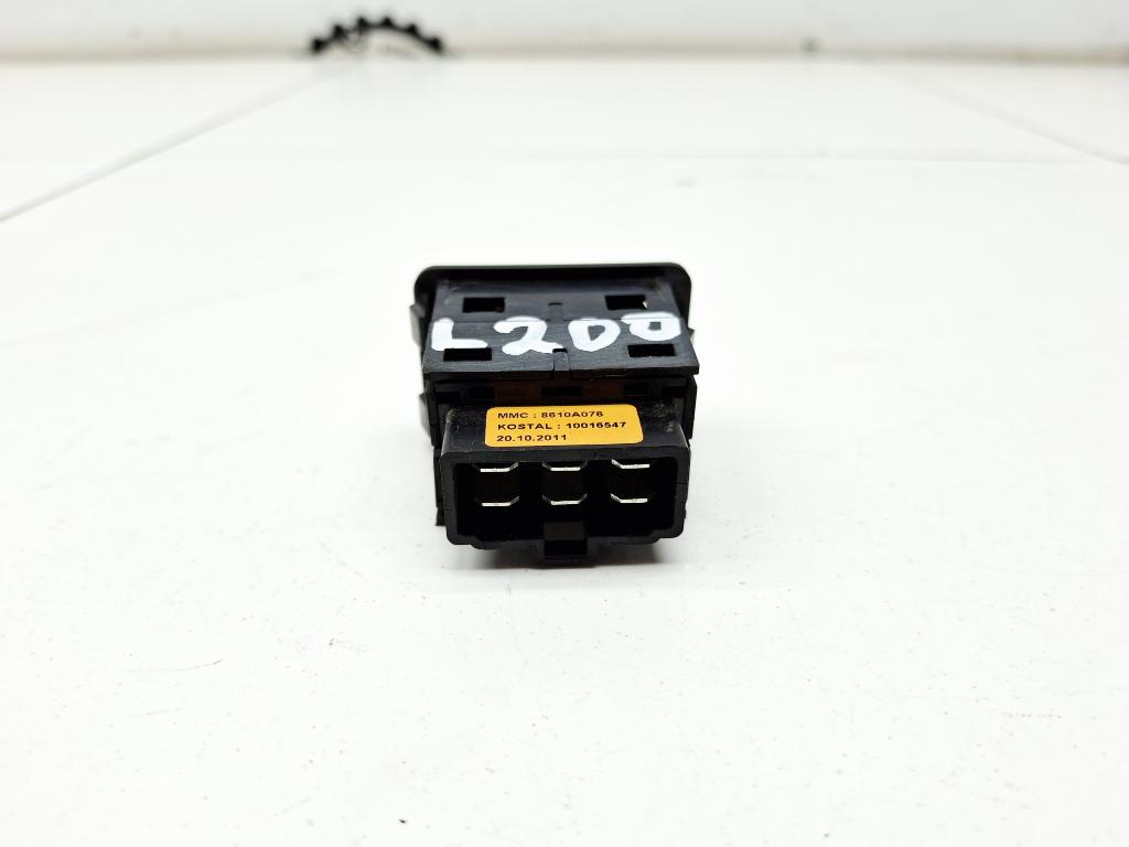 Кнопка обогрева сидений, 1000 рублей, Пермь