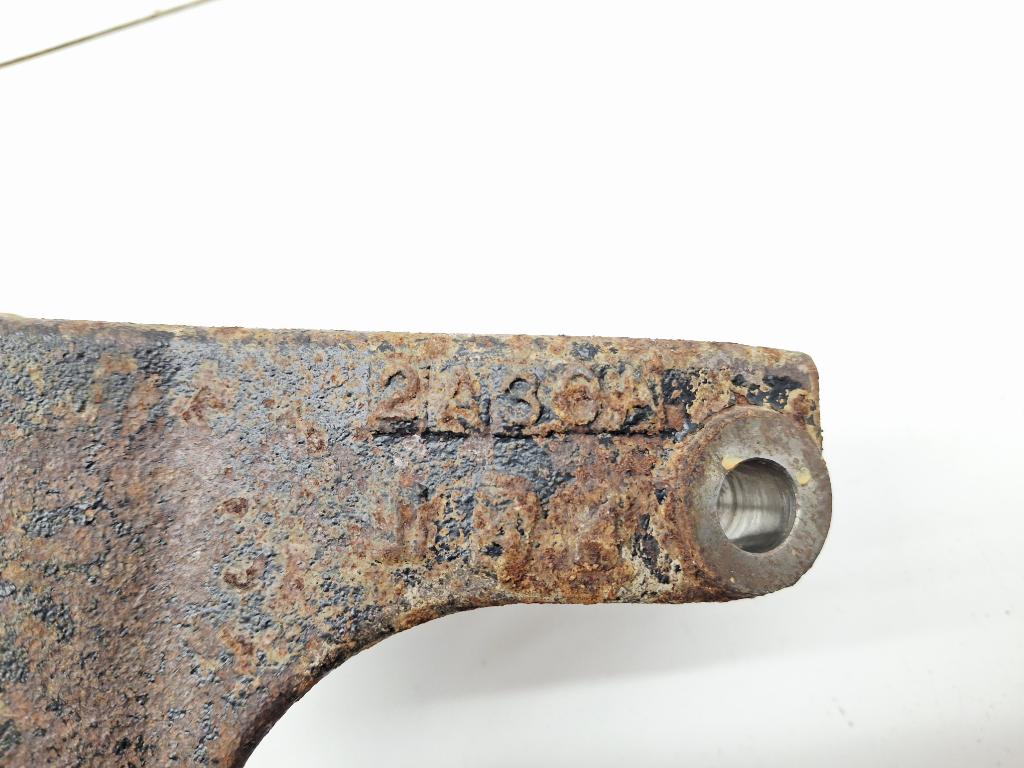 Кронштейн двигателя, 1000 рублей, Пермь