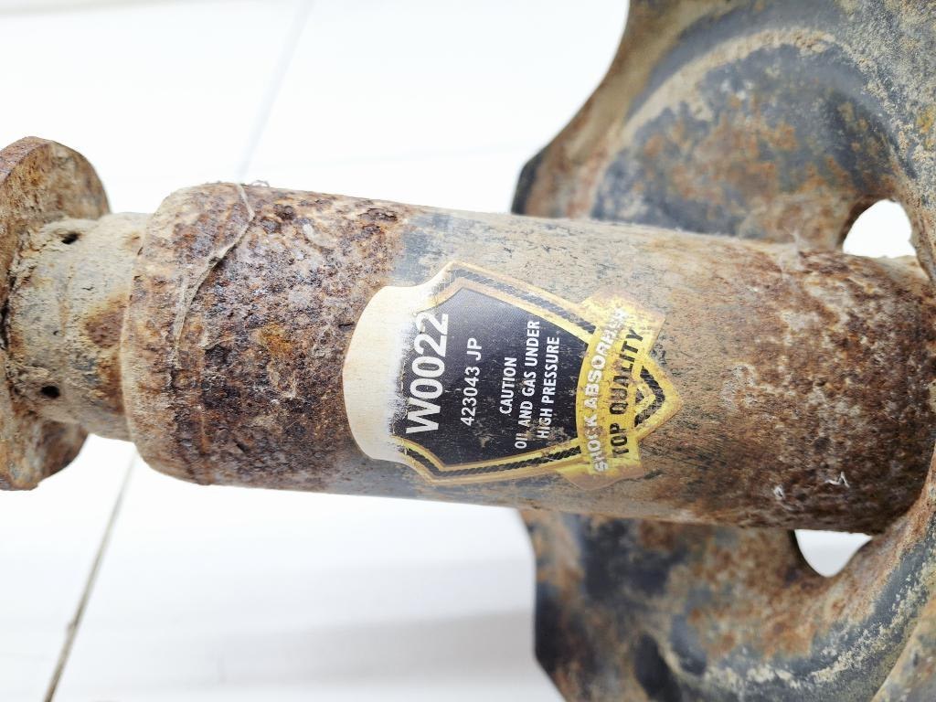 Амортизатор передний левый, 1500 рублей, Пермь