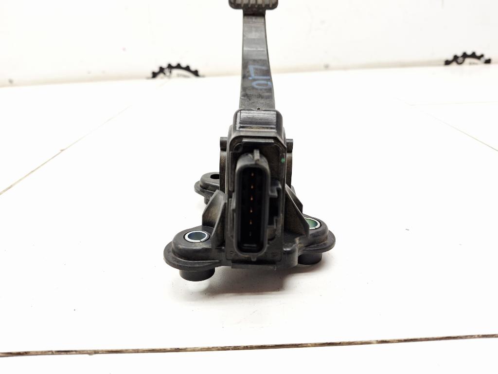 Педаль газа, 1000 рублей, Пермь