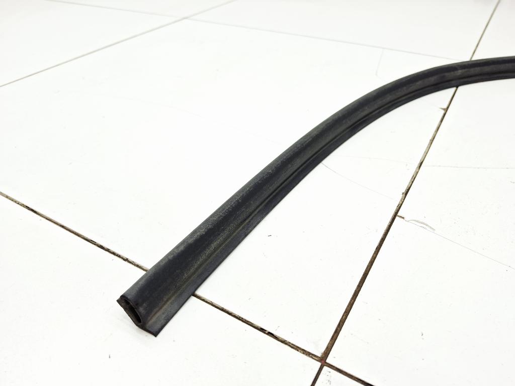 Уплотнитель капота, 1000 рублей, Пермь