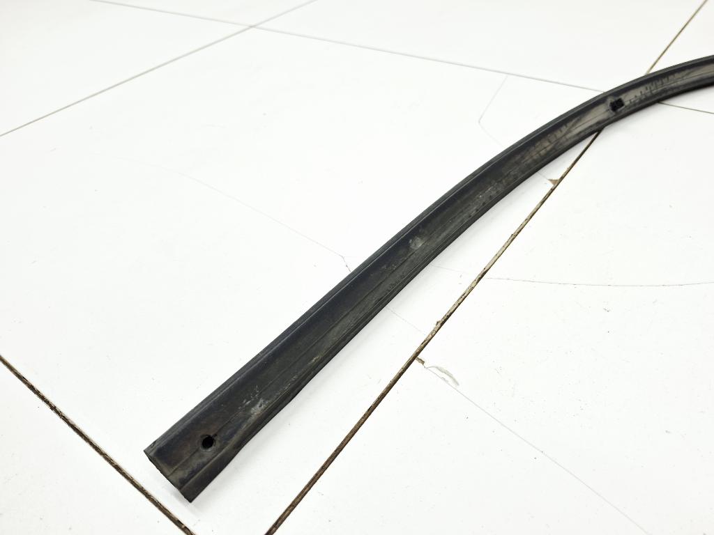 Уплотнитель капота, 1000 рублей, Пермь