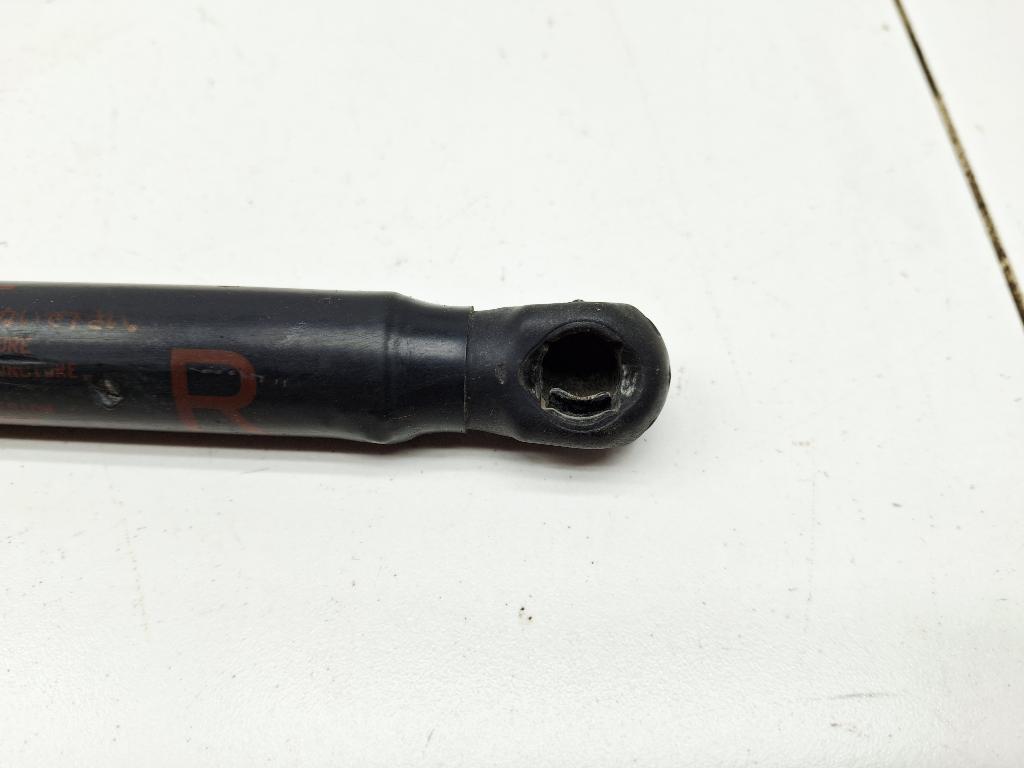 Амортизатор крышки багажника, 500 рублей, Пермь