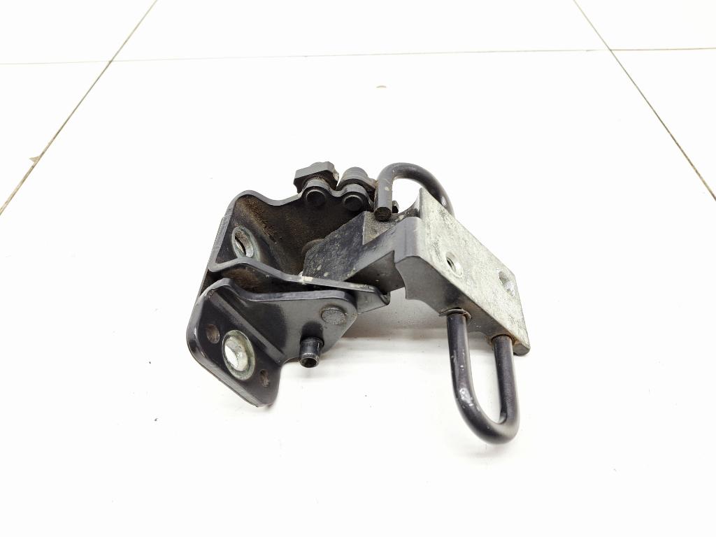 Петля двери задней правой нижняя, 1000 рублей, Пермь