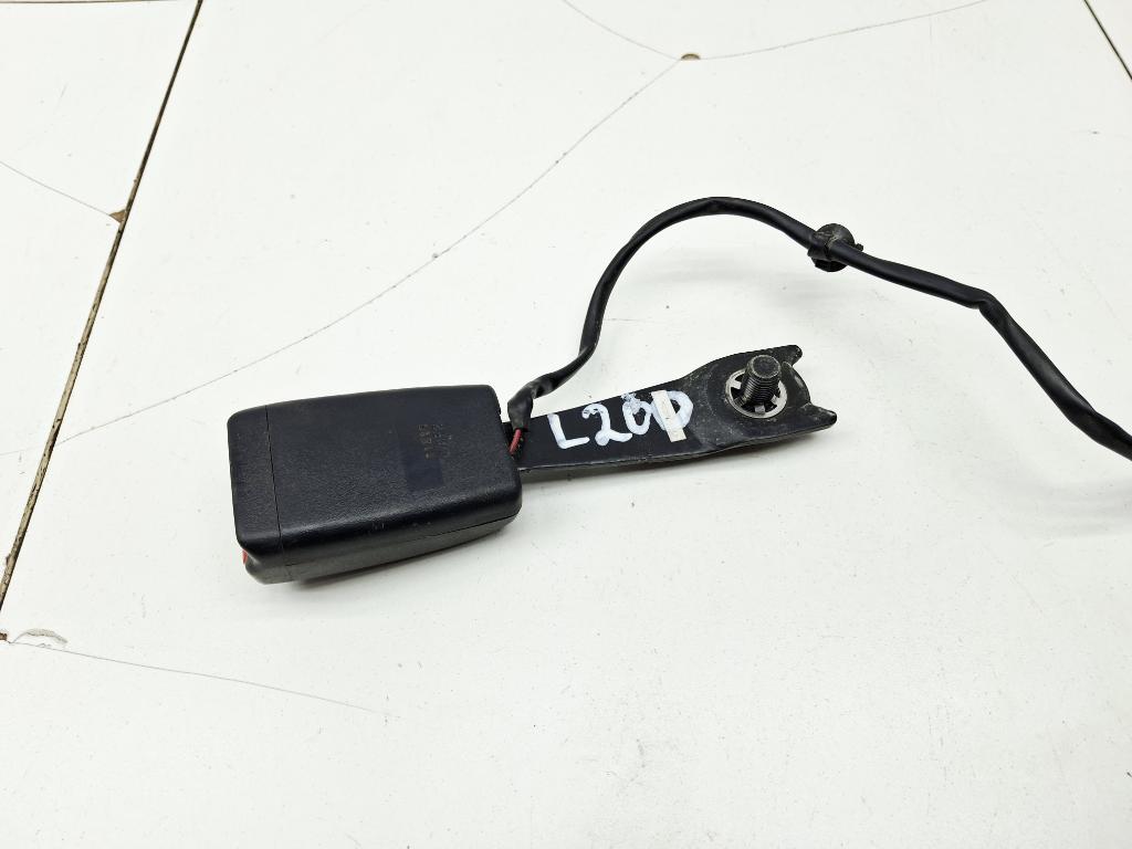 Ответная часть ремня безопасности, 1000 рублей, Пермь