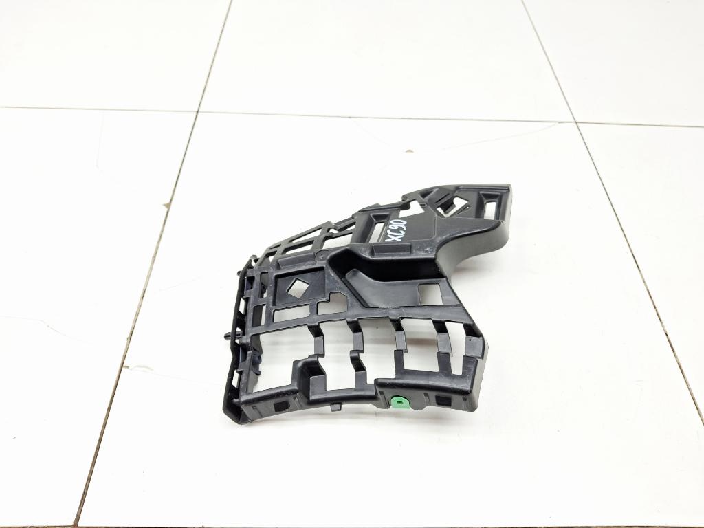 Кронштейн переднего бампера правый, 4500 рублей, Пермь