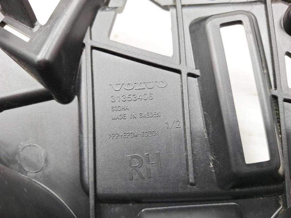 Кронштейн переднего бампера правый, 4500 рублей, Пермь