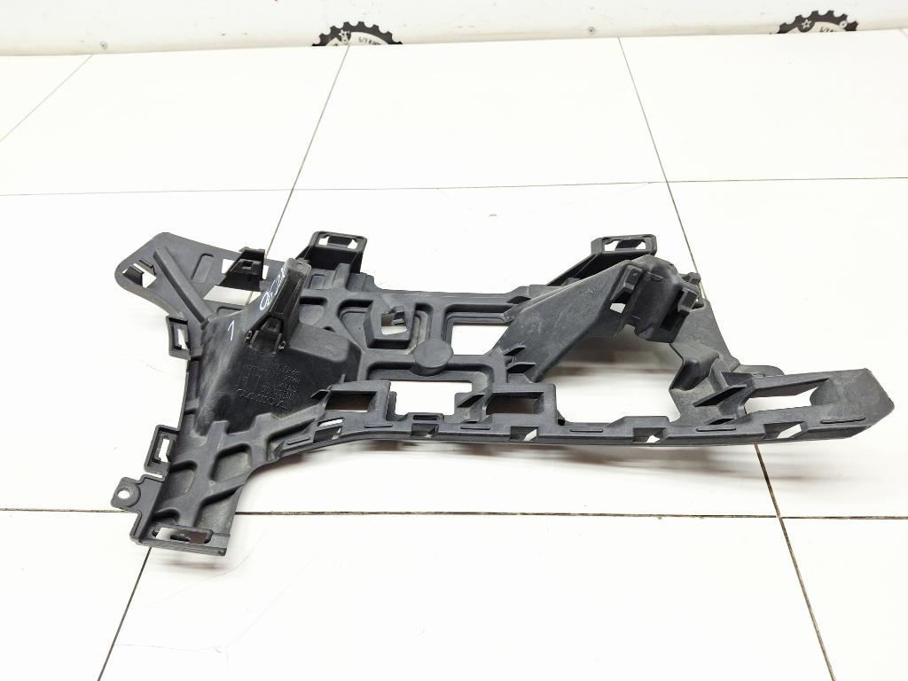 Кронштейн переднего бампера левый, 4500 рублей, Пермь