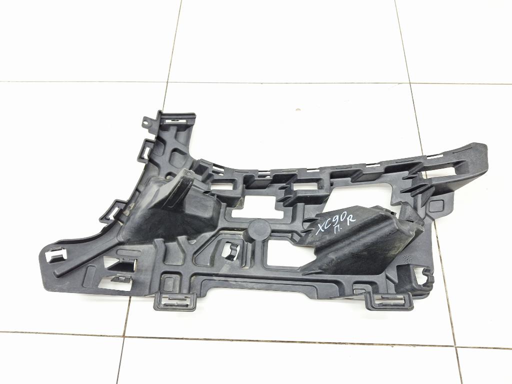 Кронштейн переднего бампера правый, 4500 рублей, Пермь