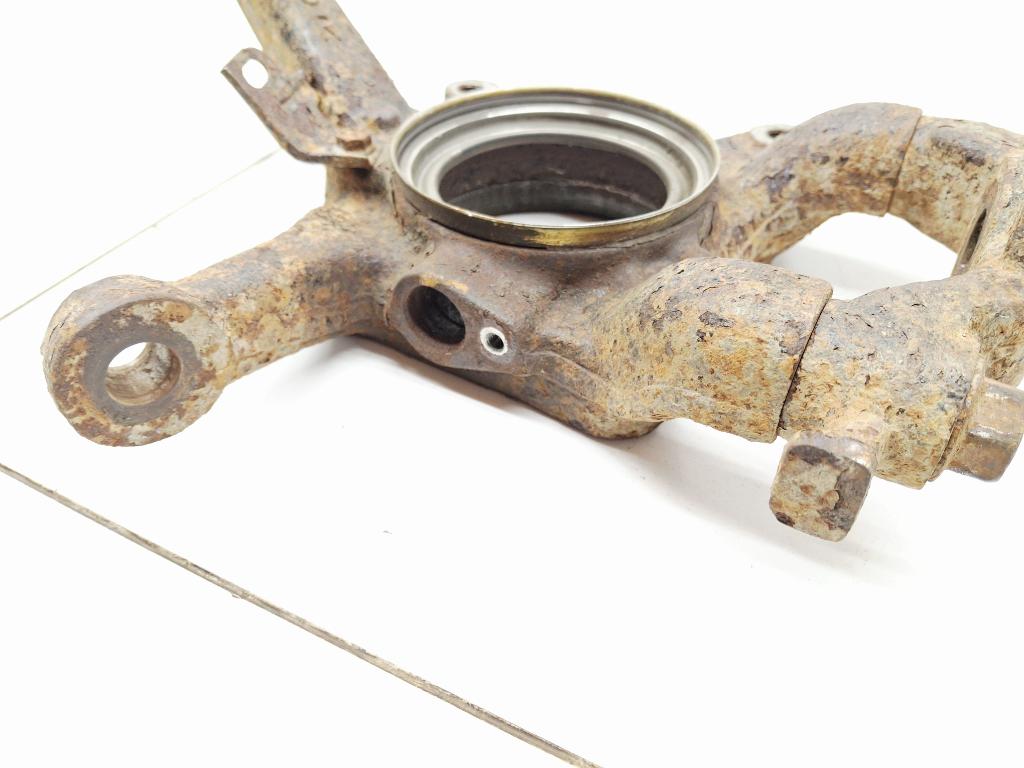 Кулак поворотный передний правый, 12000 рублей, Пермь