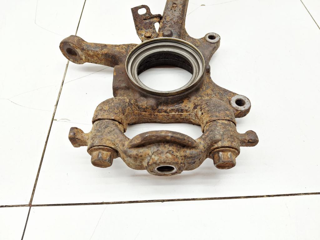 Кулак поворотный передний правый, 12000 рублей, Пермь